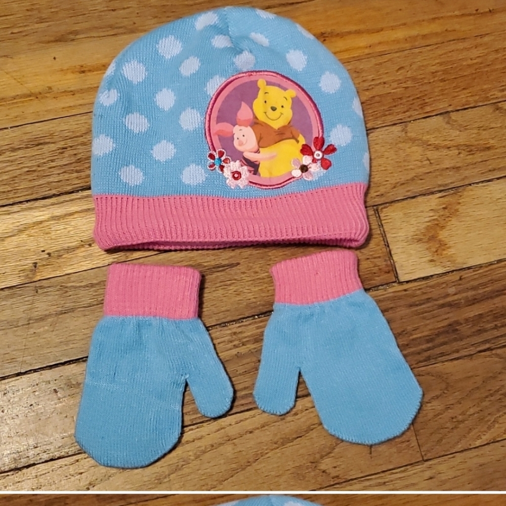 Infant beanie & gloves